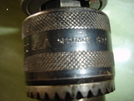 ขายสว่านไฟฟ้ารอบช้า makita 13mm. รุ่น 6013 B (620w.)