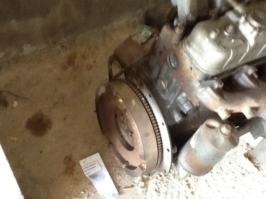 ขายครับเครื่อง4JB1 ขาดปั้มและหัวฉีดแถมใบคลุมเครื่องข้อSTDขาดเฉพาะปั้มและหัวฉีดนะครับเครื่องยกลงวาง4BE1ครับ