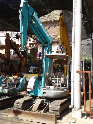 ต้องการขายรถแบคโฮยี่ห้อ kobelco-sk50vr-2 รถนำเข้าจากญี่ปุ่น