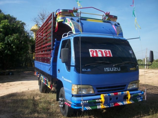 ขายด่วน 680000  ISUZU NQR 120 ตัวพิเศษ คัชซีใหญ่ ยาว 4.3 m พร้อมลุยไร่อ้อย