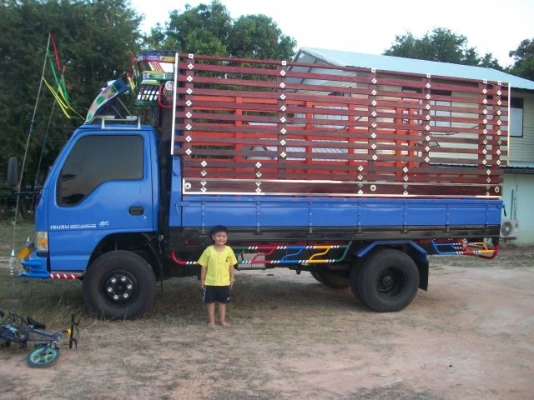 ขายด่วน 680000  ISUZU NQR 120 ตัวพิเศษ คัชซีใหญ่ ยาว 4.3 m พร้อมลุยไร่อ้อย