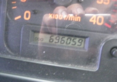 ขาย Deca Uro 2 ปี 48 หกล้อตู้สิบบานยาว 7.2 m สวยมาก โทร 088-4501277