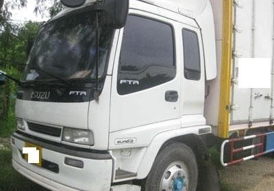 ขาย Deca Uro 2 ปี 48 หกล้อตู้สิบบานยาว 7.2 m สวยมาก โทร 088-4501277