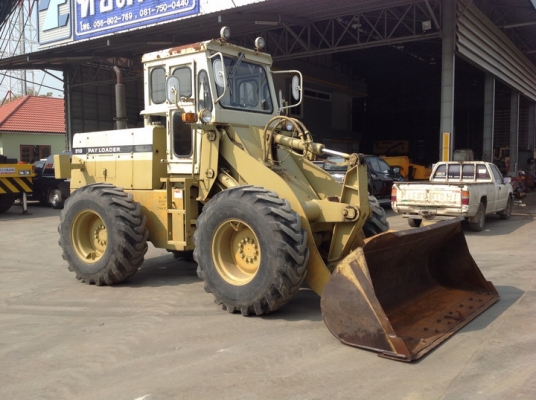 รถตักล้อยาง Komatsu 510 เก่าญี่ปุ่น ซีเรียล 1514X กรองเดี่ยว บุ้งกี๋ 1.2Q รถตักล้อยาง Komatsu 510 เก่าญี่ปุ่น ซีเรียล 1514X กรองเดี่ยว บุ้งกี๋ 1.2Q