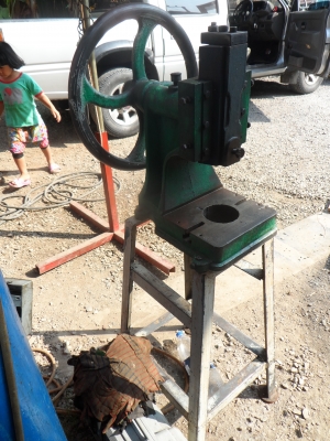 ขายครับขาย ปั้มพวงมาลัย สวย พร้อมใช้ 6000 บาท ขายครับขาย ปั้มพวงมาลัย สวย พร้อมใช้ 6000 บาท