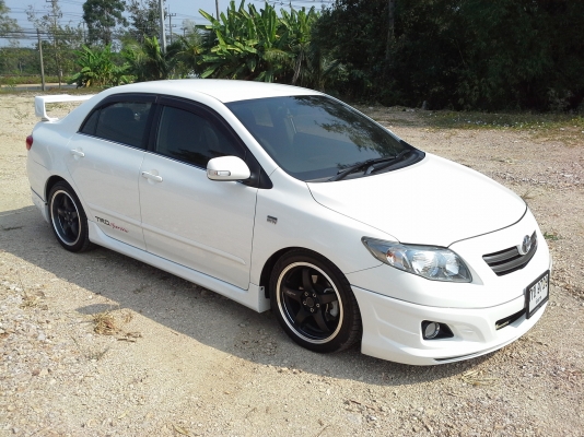 TOYOTA ALTIS 1.6 E TRD AT ติดตั้งเครื่องเสียงชุดใหญ่