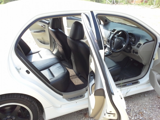 TOYOTA ALTIS 1.6 E TRD AT ติดตั้งเครื่องเสียงชุดใหญ่