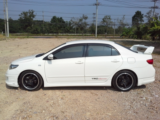 TOYOTA ALTIS 1.6 E TRD AT ติดตั้งเครื่องเสียงชุดใหญ่