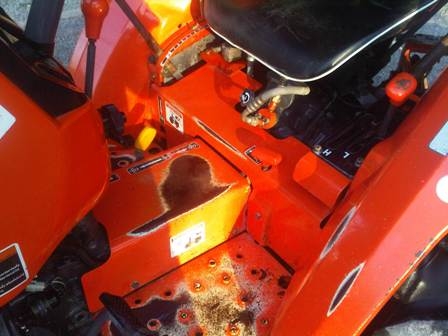 ขายรถไถ Kubota L 2808 (4WD)พร้อมมีดดันและผาน5