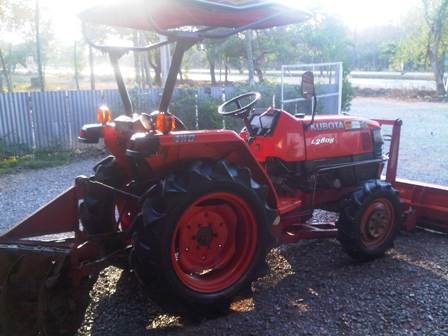 ขายรถไถ Kubota L 2808 (4WD)พร้อมมีดดันและผาน5 ขายรถไถ Kubota L 2808 (4WD)พร้อมมีดดันและผาน5