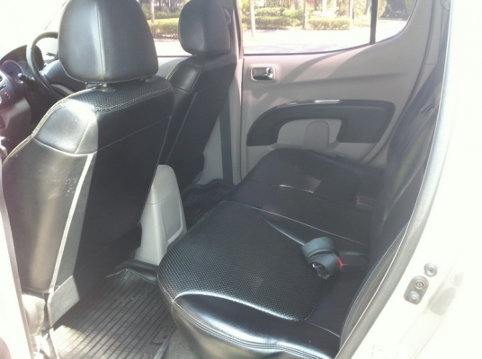 ขาย TRITON 3.2 ตัวTOP ออโต้ 4x4 มือเดียวป้ายแดง ขาย TRITON 3.2 ตัวTOP ออโต้ 4x4 มือเดียวป้ายแดง