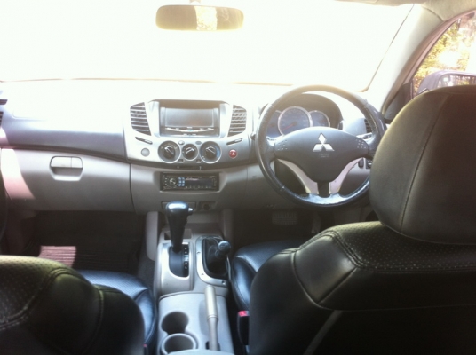 ขาย TRITON 3.2 ตัวTOP ออโต้ 4x4 มือเดียวป้ายแดง ขาย TRITON 3.2 ตัวTOP ออโต้ 4x4 มือเดียวป้ายแดง