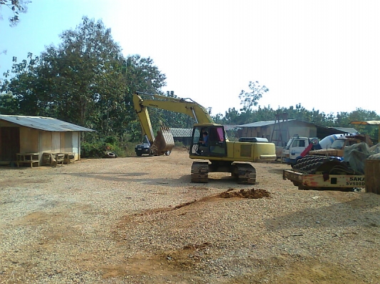 รถขุด KOMATSU PC200-6 รถสวยระบบไฟฟ้าครบ