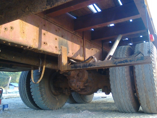 DAEWOO 320 เทอโบแรงม้า พร้อมชุดแแก้ส NGV มีใบคุมเครื่องด้วยครับ พอดีบ้านผมบ้านนอกไม่มีปั้ม NGVครับ ยกลงจาก UDหางปลา