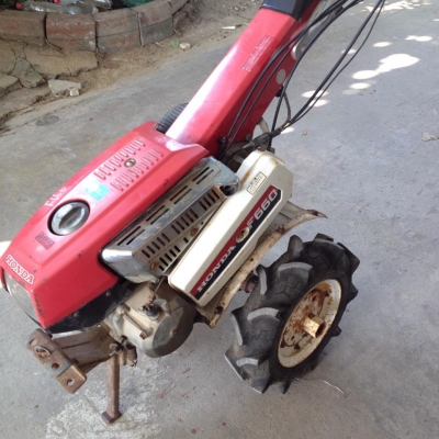 รถไถเดินตาม HONDA เก่าญี่ปุ่น สภาพดี พร้อมใช้งาน รถไถเดินตาม HONDA เก่าญี่ปุ่น สภาพดี พร้อมใช้งาน