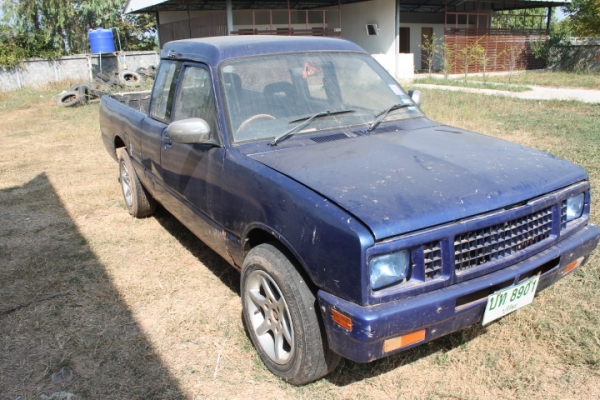 ขายรถเก่า อีซูซุ KB