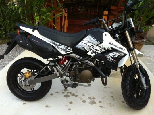 ืNew ksr 2013 สตาร์ทมือ สีขาว ตัวใหม่ครับ รถแค่ 7 เดือน ครับ ืNew ksr 2013 สตาร์ทมือ สีขาว ตัวใหม่ครับ รถแค่ 7 เดือน ครับ