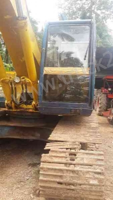 รถแบคโฮ ยี่ห้อ Kobeko รุ่น sk200 สภาพ 70\%