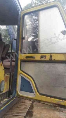 รถแบคโฮ ยี่ห้อ Kobeko รุ่น sk200 สภาพ 70\%