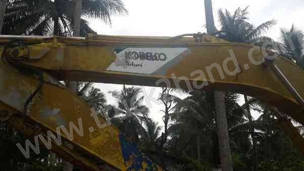 รถแบคโฮ ยี่ห้อ Kobeko รุ่น sk200 สภาพ 70\%