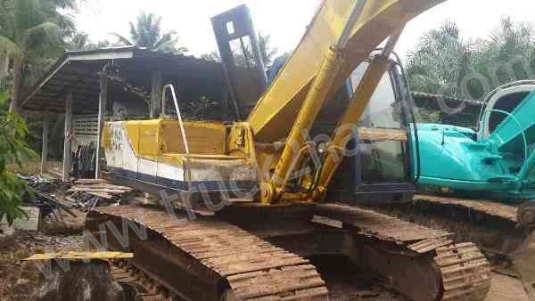 รถแบคโฮ ยี่ห้อ Kobeko รุ่น sk200 สภาพ 70\%