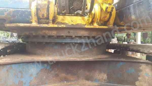 รถแบคโฮ ยี่ห้อ Kobeko รุ่น sk200 สภาพ 70\%