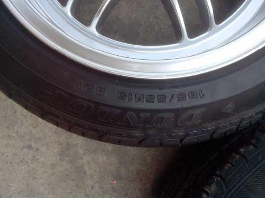 ขายครับแม็กใหม่ ยางใหม่ ขายถูกๆ ขอบ15 185 55 15 ยางปี13