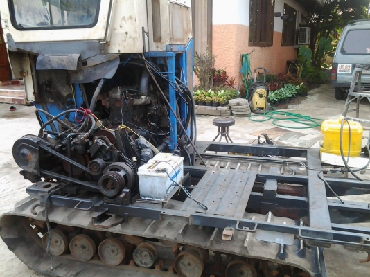 ขายรถเกี่ยวข้าว ISEKI เก่าญี่ปุ่น เหลือแต่ช่วงล่าง ขับได้ ขายรถเกี่ยวข้าว ISEKI เก่าญี่ปุ่น เหลือแต่ช่วงล่าง ขับได้