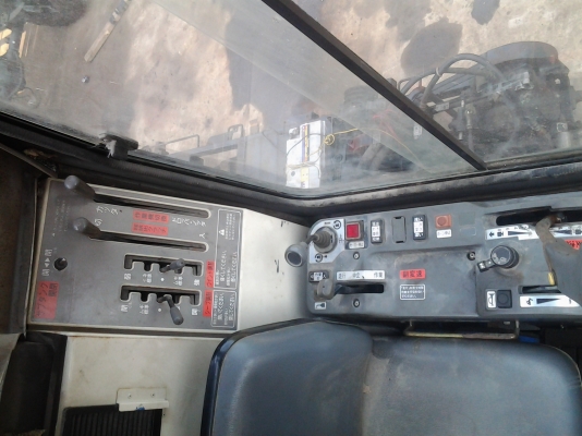 ขายรถเกี่ยวข้าว ISEKI เก่าญี่ปุ่น เหลือแต่ช่วงล่าง ขับได้ ขายรถเกี่ยวข้าว ISEKI เก่าญี่ปุ่น เหลือแต่ช่วงล่าง ขับได้