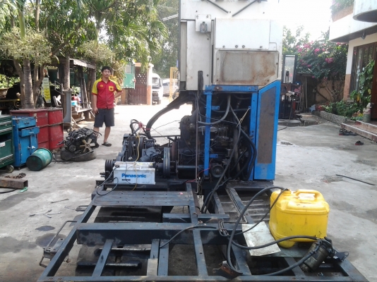 ขายรถเกี่ยวข้าว ISEKI เก่าญี่ปุ่น เหลือแต่ช่วงล่าง ขับได้ ขายรถเกี่ยวข้าว ISEKI เก่าญี่ปุ่น เหลือแต่ช่วงล่าง ขับได้