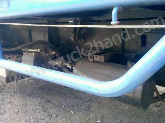 รถบรรทุก 6 ล้อ ยี่ห้อ ISUZU รุ่นNPR 115เเรงม้า