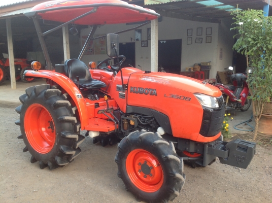ปัญญาแทรคเตอร์มาแล้ว...จัดมาคูโบต้า L3608 โรตาลี่ตราช้างRX163 ปัญญาแทรคเตอร์มาแล้ว...จัดมาคูโบต้า L3608 โรตาลี่ตราช้างRX163