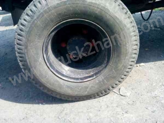 รถบรรทุก 6 ล้อ ยี่ห้อ ISUZU รุ่น NPR 115 เเรงม้า