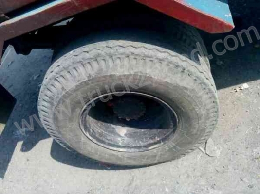 รถบรรทุก 6 ล้อ ยี่ห้อ ISUZU รุ่น NPR 115 เเรงม้า