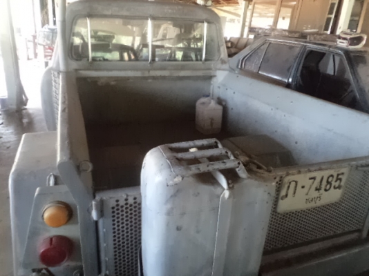 ขาย volvo 122 แปลงเป็นกระบะ สะตายจิ๊ปทหาร เครื่อง SD23 ช่วงล่างมีโฟล์โตโยต้า