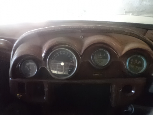 ขาย volvo 122 แปลงเป็นกระบะ สะตายจิ๊ปทหาร เครื่อง SD23 ช่วงล่างมีโฟล์โตโยต้า