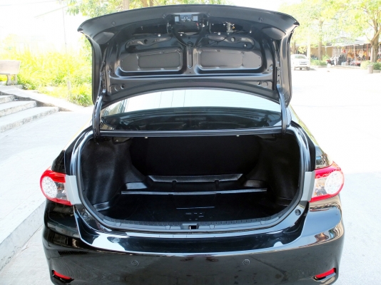 *ฟรีดาวน์* Altis1.6ตัวG/BAG2ใบ สวยจัดมือเดียว ไม่เคยซ่อมสี เครื่องเกียร์แน่นๆ