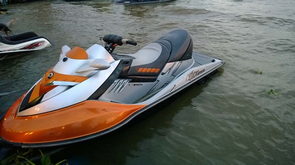 ขายเจ็ทสกี seadoo rxt 255 ใช้น้อย สมบูรณ์ พร้อมเทรนเลอร์