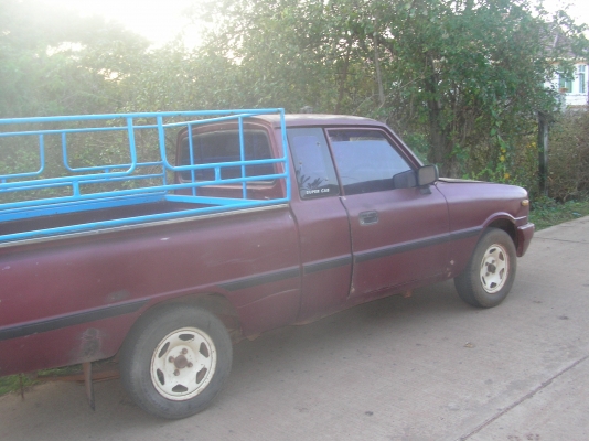 ขายมาสด้าแคปเครื่อง1400 5เกียร์ ปี38 เครื่องเล่นmp3