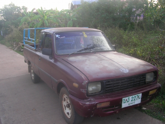 ขายมาสด้าแคปเครื่อง1400 5เกียร์ ปี38 เครื่องเล่นmp3