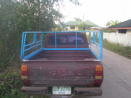 ขายมาสด้าแคปเครื่อง1400 5เกียร์ ปี38 เครื่องเล่นmp3