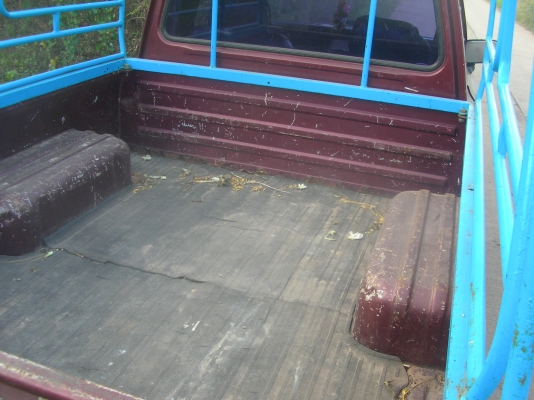 ขายมาสด้าแคปเครื่อง1400 5เกียร์ ปี38 เครื่องเล่นmp3