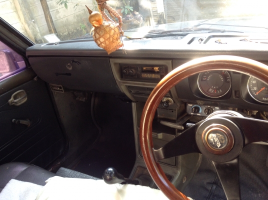 MAZDA FAMILIA 1300 SUPERCAB สีเทาราคาต่อรองได่ครับ