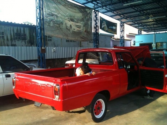 MAZDA FAMILIA 1300 SUPERCAB สีเทาราคาต่อรองได่ครับ