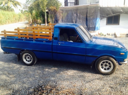 MAZDA FAMILIA 1300 SUPERCAB สีเทาราคาต่อรองได่ครับ