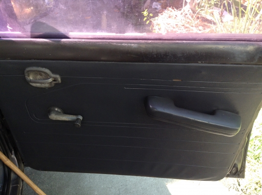 MAZDA FAMILIA 1300 SUPERCAB สีเทาราคาต่อรองได่ครับ