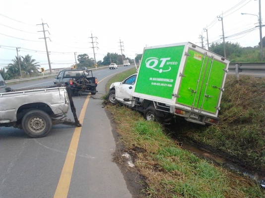 บริการ ย้ายรถ  ยกรถเสีย  กรุงเทพ ต่าง จังหวัด