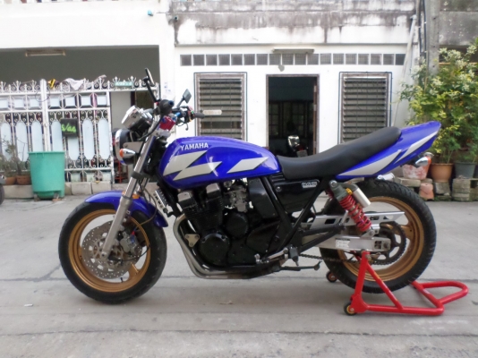 วุฒินนบุรี// ขาย XJR400 ปี96 สภาพสวยท่อแต่งเครื่องดีมากๆระบบไฟครบอินวอยแท้ๆ