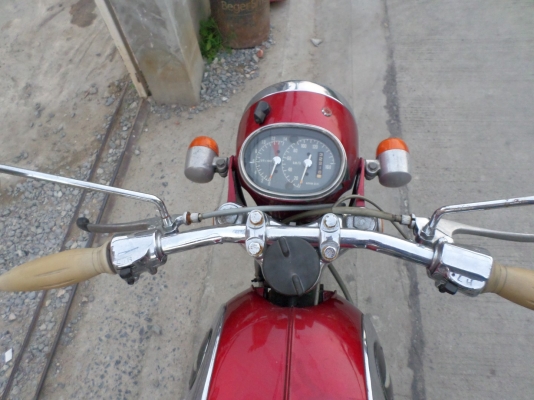 วุฒินนบุรี// ขาย CB175 แต่งเป็น CB77 โครตสวยคับของแท้เยอะทะเบียนแท้พร้อมโอนภาษีไม่ขาดต่อ