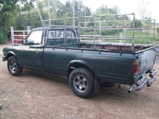 ดัชสันสภาพสมบุรณืมาก   เครื่องดีเซล  sd  22